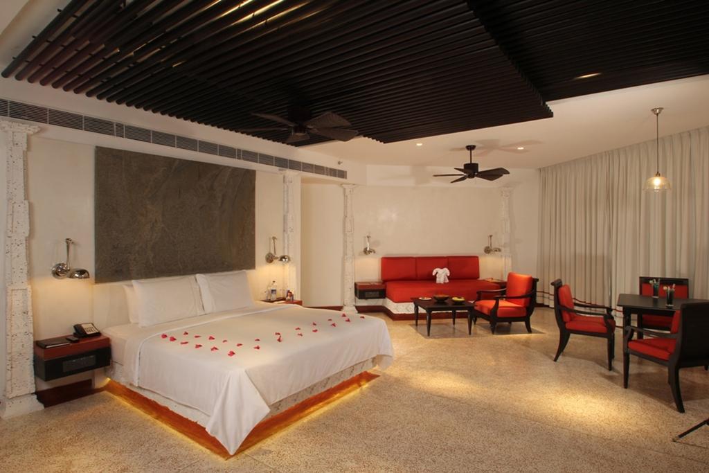 Vasundhara Sarovar Premiere Alappuzha Exterior foto