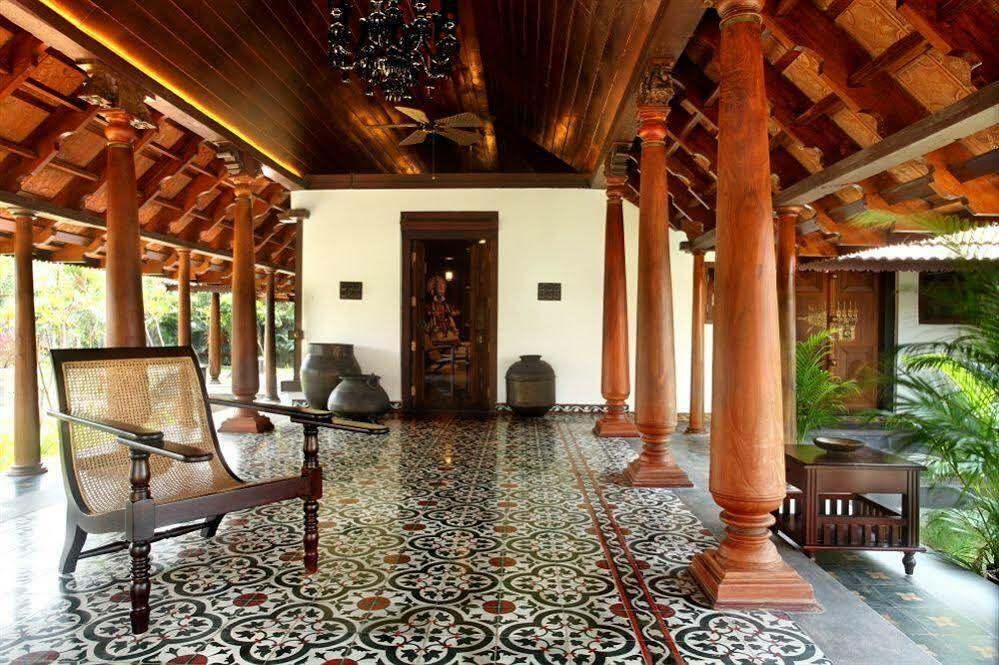 Vasundhara Sarovar Premiere Alappuzha Exterior foto