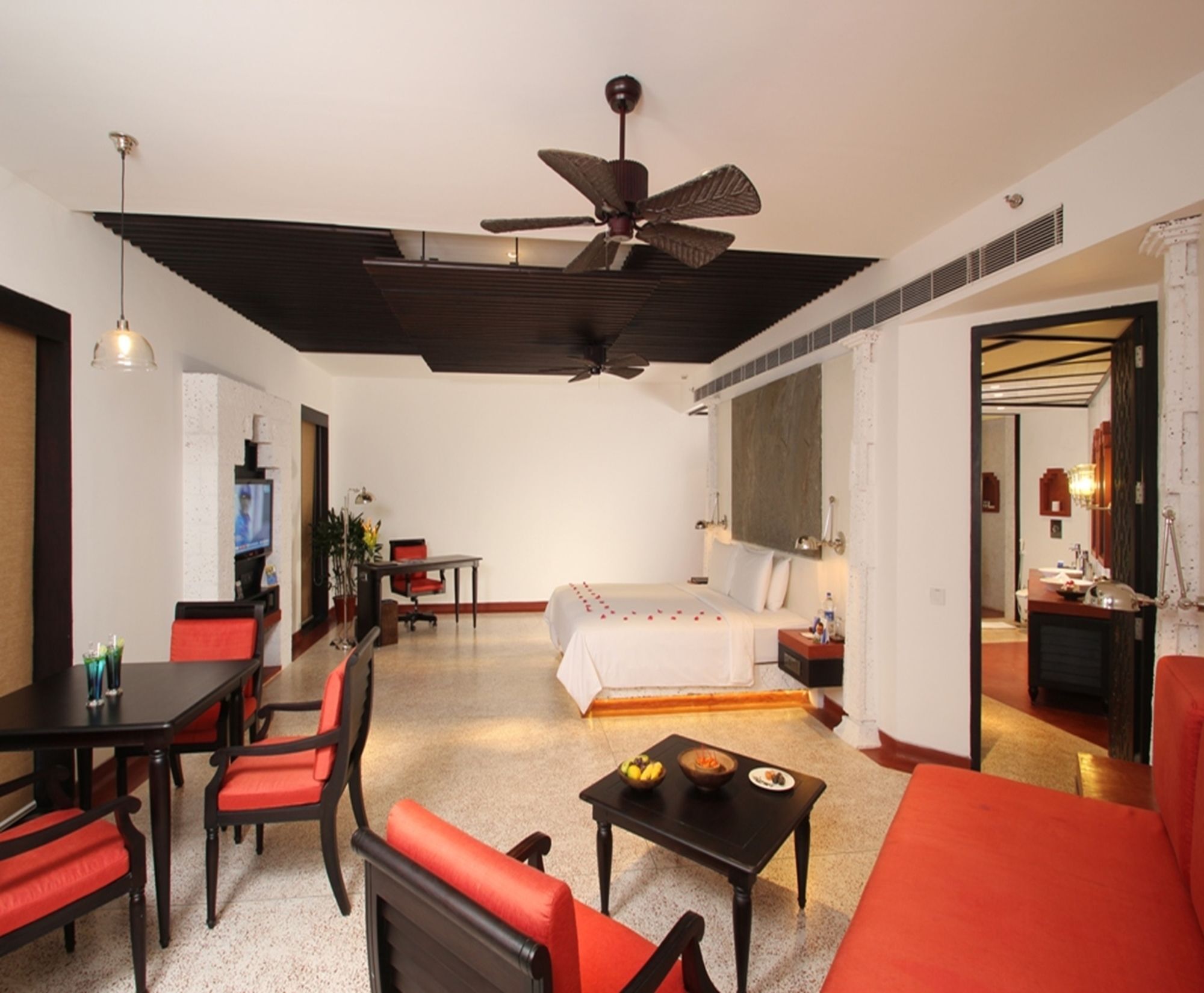 Vasundhara Sarovar Premiere Alappuzha Exterior foto