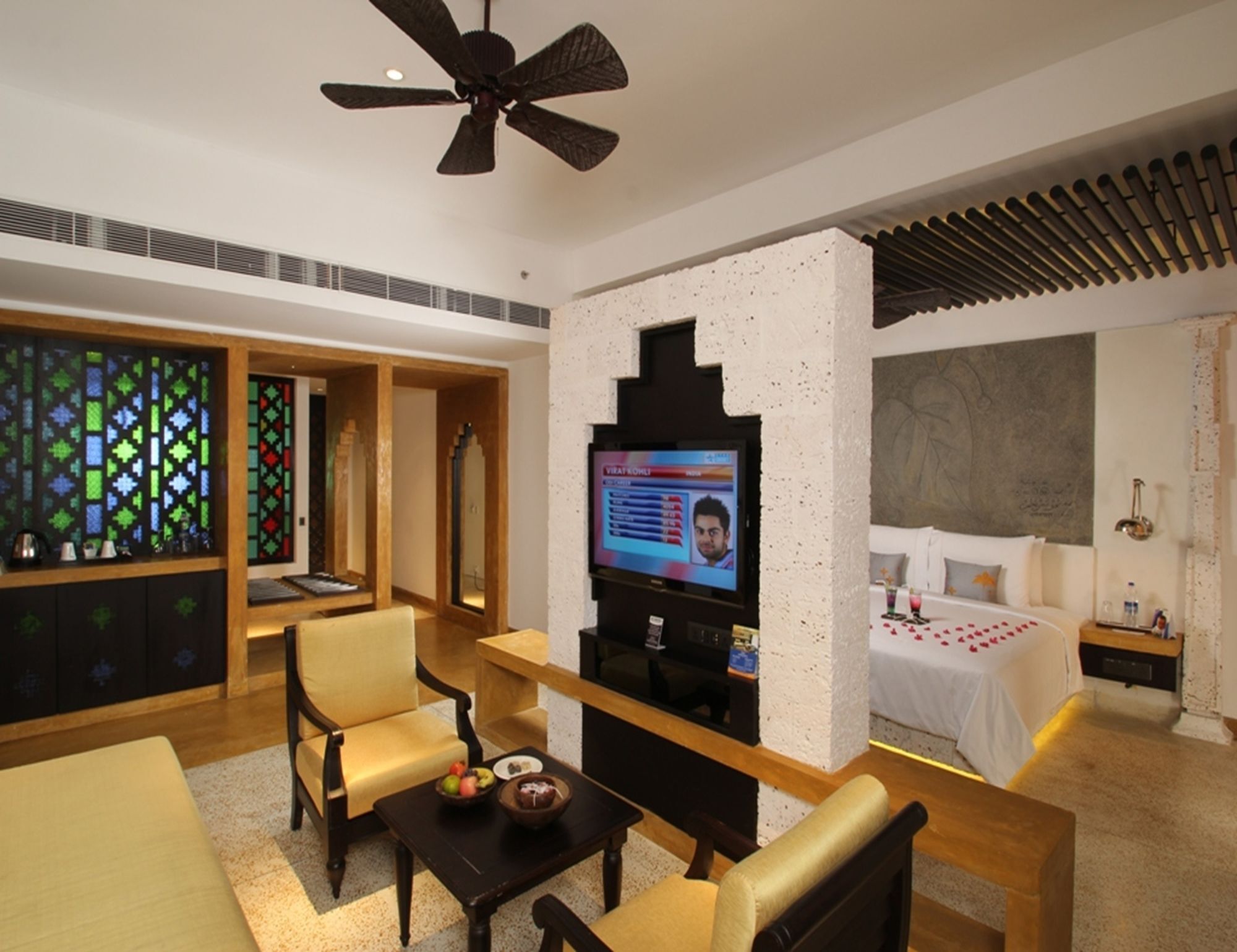 Vasundhara Sarovar Premiere Alappuzha Exterior foto